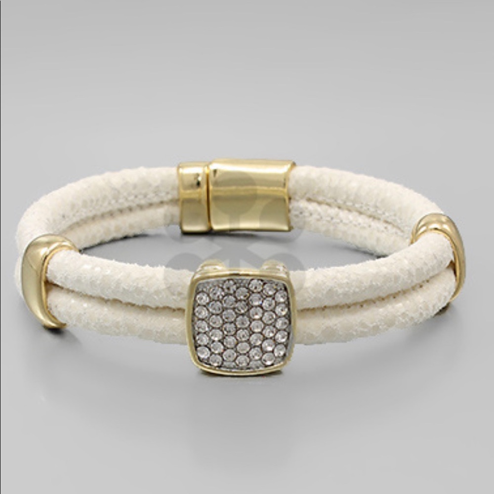 Bracelet -